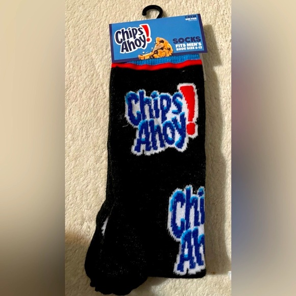 Men’s  / Unisex novelty socks Chips Ahoy ! (Rare ) . Fits shoe size 6-12 NWT - Picture 1 of 2